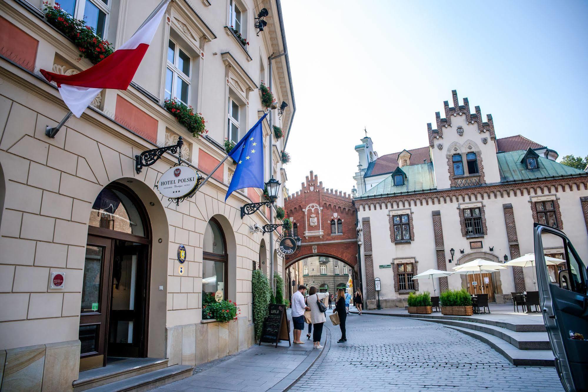 Hotel Polski Pod Bialym Orlem Krasków Exteriör bild